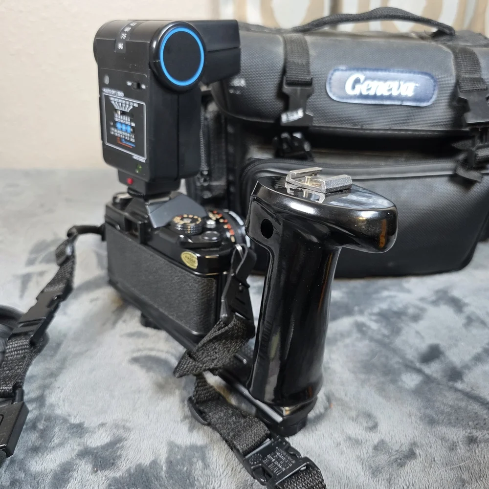 Vivitar V3000S Black Film Camera with Flash